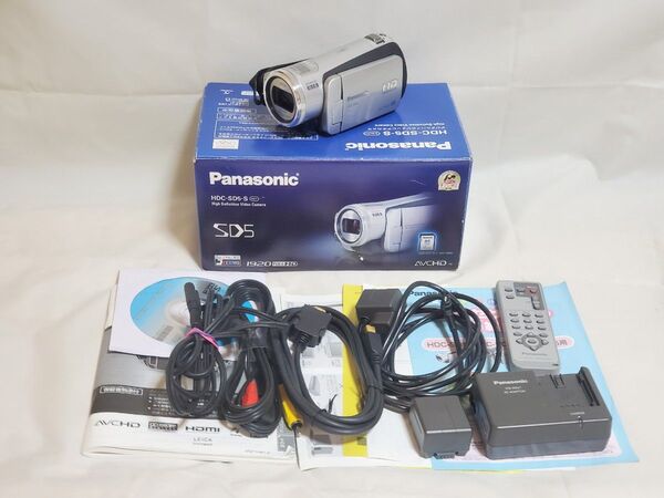 美品 Panasonic HDC-SD5 デジタルビデオカメラ