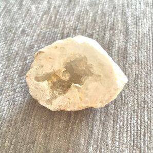 アゲート原石 水晶 クリスタル 天然石 鉱物 パワーストーン ジオード ソウルメイト