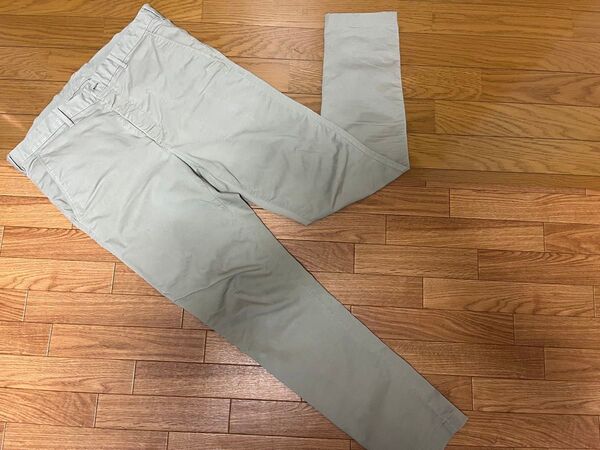 ユニクロ★スリムパンツ★スキニー★ベージュ★W88★チノパン★股下73.5cm★ゴルフ