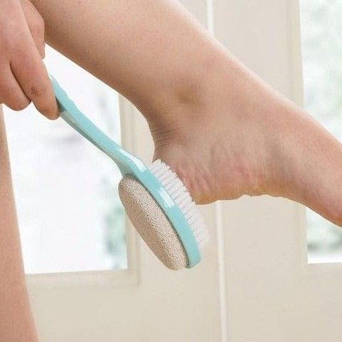 足の角質ケア 軽石ブラシ付 軽石 かかとケア フットケア