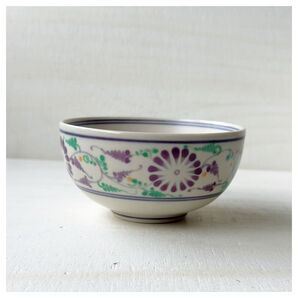 新品 ベトナムのバッチャン焼き 菊柄のボウル