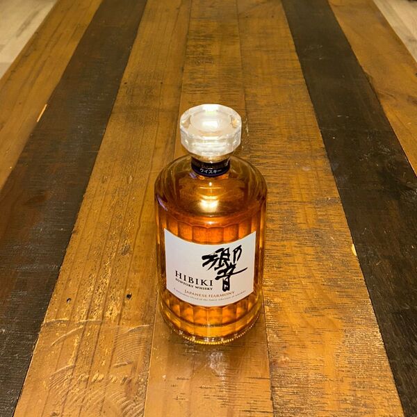 サントリー 響 ジャパニーズハーモニー 700ml 1本