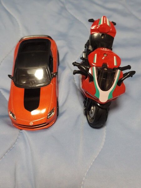 走る 車 バイク おもちゃ ミニカー