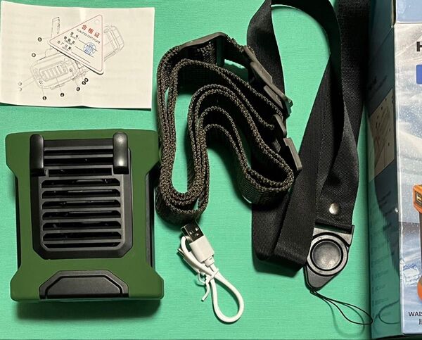 4000mAh アウトドア USB充電機能付 ポータブル 冷却ファン 4段階風量 ライト付き 腰ベルト付 首ストラップ付 ケーブル