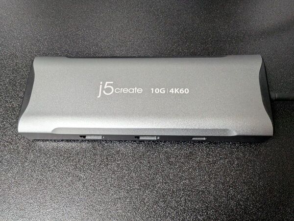 j5create USB-C 11in1 ドッキングステーション 3画面対応