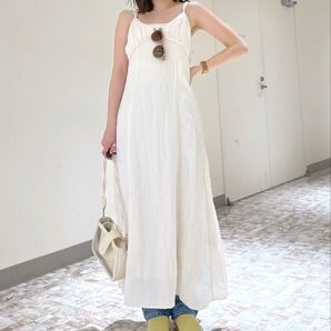 ワッシャープリーツキャミワンピース 白 アイボリー