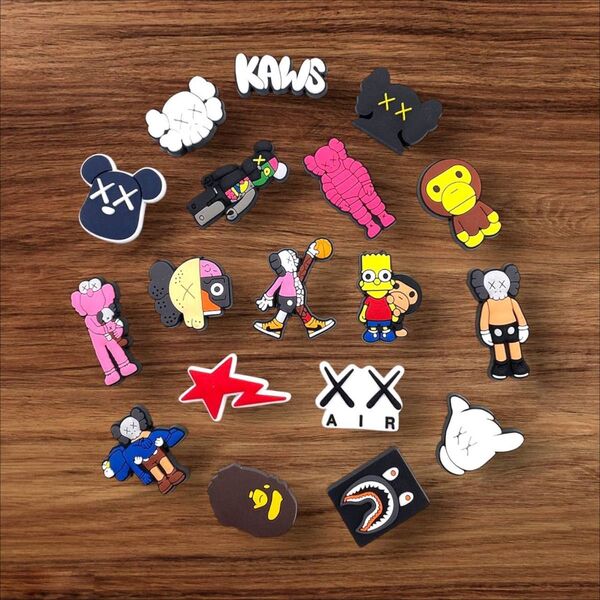 KAWS BAPE ジビッツ まとめ売り 18個セット