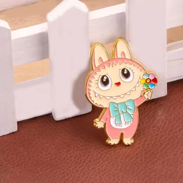 LABUBU ラブブ ピンバッジ アクセサリー