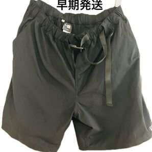 お値下げ 美品 ニューエラ ハーフパンツ 黒 ブラック NEW ERA NEWERA