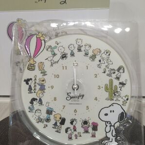新品 マリモクラフト スヌーピー アクリル掛け時計 白 PEANUTS