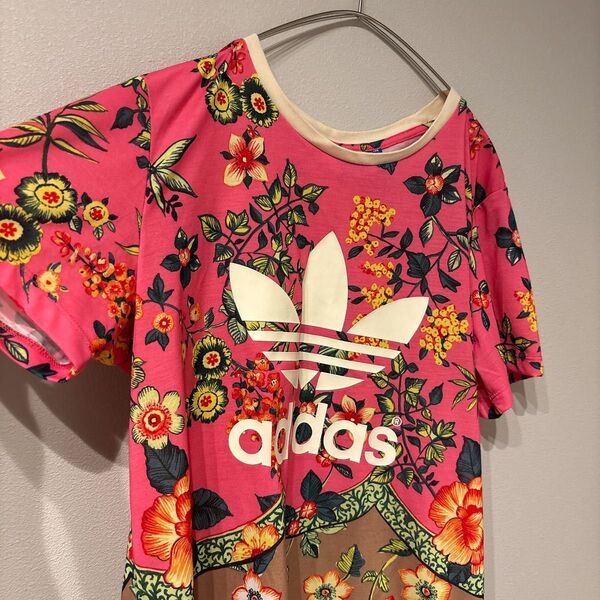 adidas アディダス ファーム コラボ 花柄 Tシャツ Lサイズ
