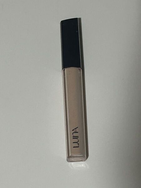 LUNA ルナ ロングラスティングチップ コンシーラー 01 バニラ
