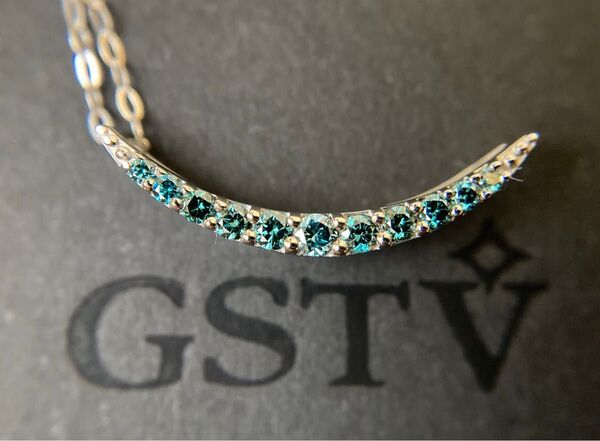GSTV 11P ブルーダイヤモンド 0.16ct ムーンペンダント 三日月 プラチナネックレス PT950