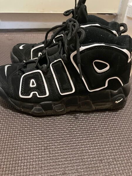 NIKE エアモアアップテンポ