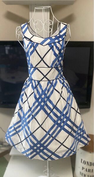 美品 BURBERRY BLUE LABELモノトーン チェック ワンピース