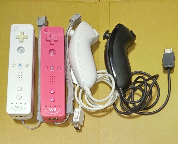 Wiiリモコンプラス ヌンチャク 2個セット ホワイト ピンク