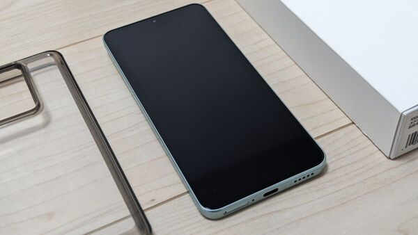 【美品】 Xiaomi 13T メドウグリーン 国内版 残債なし ケース付