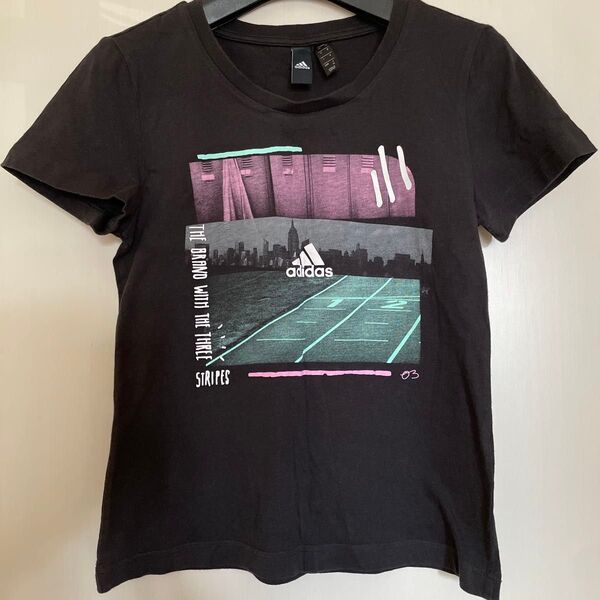 adidas Tシャツ ブラック 半袖Tシャツ M