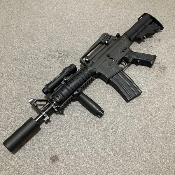 東京マルイ スタンダード電動ガン M4A1 RIS