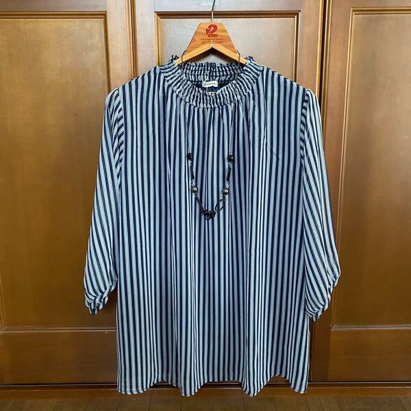 新品 ノアンヌ ブラックストライプ柄 五分袖チュニックブラウス 4L