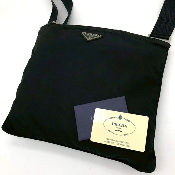 【美品・Gカード付き】PRADA プラダ ショルダーバッグ サコッシュ 三角プレート テスートナイロン 斜め掛け 黒