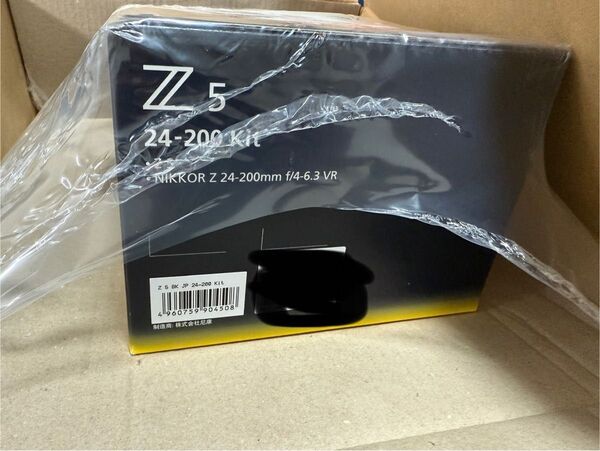 新品未開封 ニコン Z 5 24-200 レンズキット