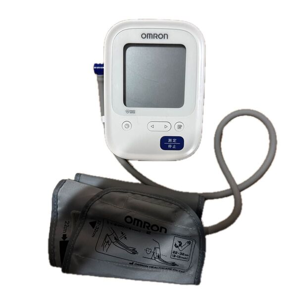 【中古品・動作確認済】OMRON 上腕式デジタル自動血圧計(HEM-7120シリーズ)カフ付き