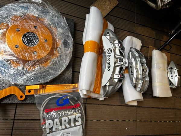 ④新品 アルファード 30 ブレンボ ブレーキセット ヴェルファイア brembo