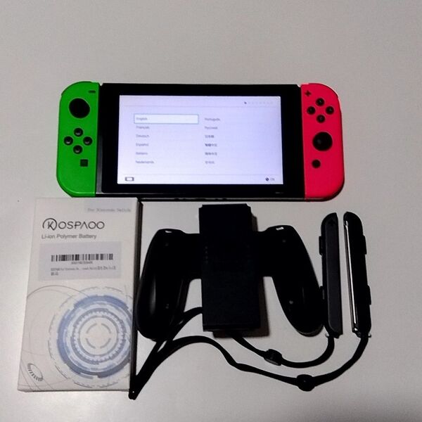 Nintendo switch 本体、ジョイコンのセット 動作可 2018年製ニンテンドースイッチ 予備バッテリー付き