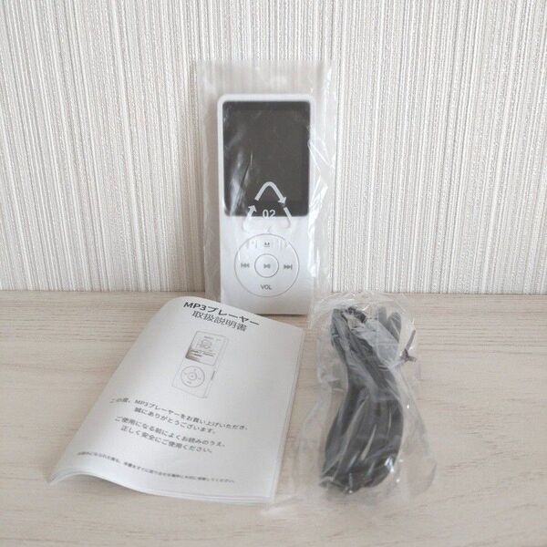 MP3プレーヤー デジタルオーディオプレーヤー ホワイト 音楽 録音 ラジオ