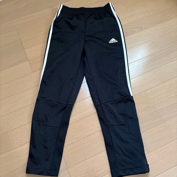 adidasキッズ ジャージパンツ アディダス ロングパンツ 秋冬用 薄手 裏起毛あり 黒 ブラック