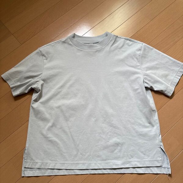 ユニクロ エアリズム 半袖Tシャツ ライトブルー
