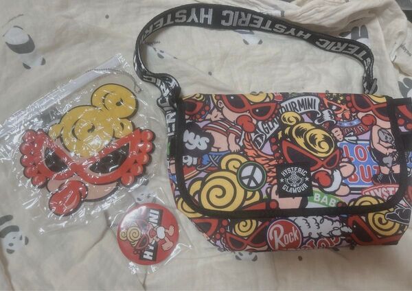 HYSTERIC MINI ショルダーバッグ ・缶バッチ・ヒステリックミニ・ビニールポーチ 3個セット
