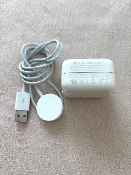 アップルウォッチ 純正磁気充電ケーブル/アダプタ(充電器)