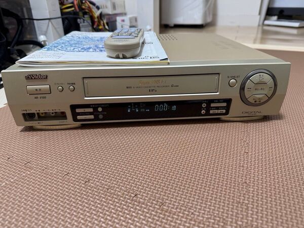 完動品 Victor S-VHSビデオデッキ HR-V100 リモコン・説明書付き