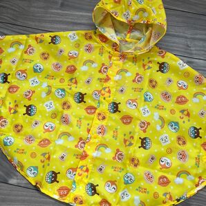 ★美品 アンパンマン レインポンチョ 80〜95 キッズ カッパ 雨具