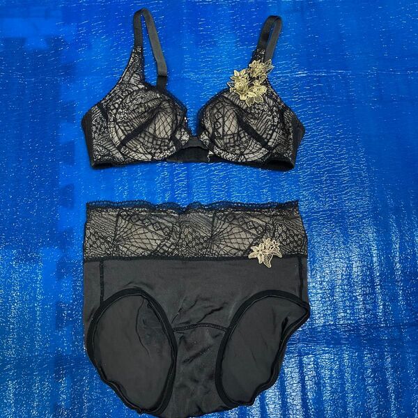 【マルコ】高級補正下着 ブラジャー ショーツ 補正下着 黒 ブラジャーショーツセット