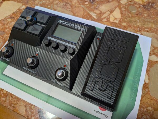 ZOOM G2X FOUR ギター用マルチエフェクター