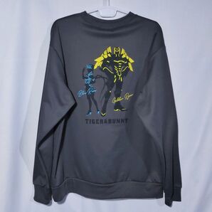 新品 トレーナー L ブルーローズ ゴールデンライアン タイバニ スウェット