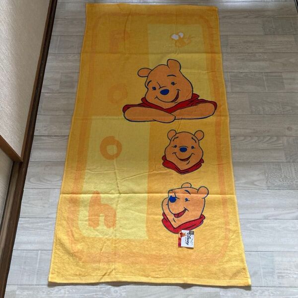 新品 ディズニーキャラクターくまのプーさん バスタオル