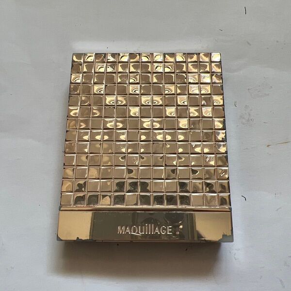 マキアージュ ドラマティックスタイリングアイズBE303