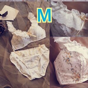 しまむら くる実 ヴィンテージローズ クラロリ ノンワイヤー イエロー M