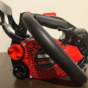 新ダイワ e2125ts 新品未使用 新ダイワチェンソー やまびこ チェンソー トップハンドルチェンソー 共立cs252 共立
