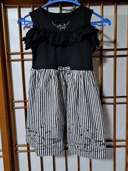 肩開きワンピース 130cm 女の子