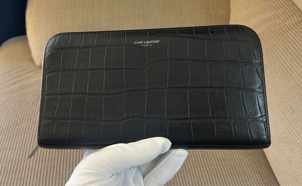 サンローラン SAINT LAURENT クロコ型 レザー フルジップウォレット 長財布
