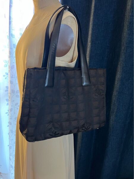 正規品 シャネル CHANEL ニュートラベルライン PM トートバッグ 茶色