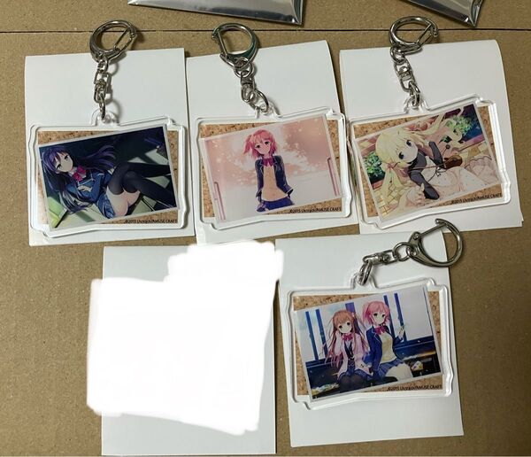 【バラ売り可】恋×シンアイ彼女 アクリルキーホルダー 4種類 us:track
