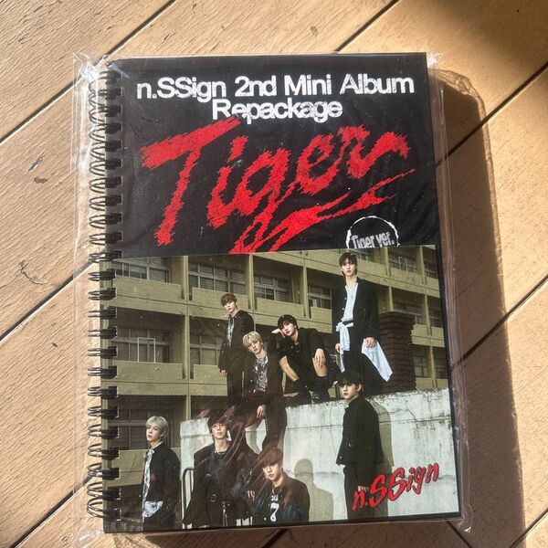 【輸入盤】 Tiger (Repackage/LTD ver.) n.SSign