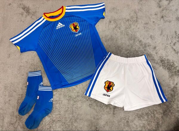 adidas サッカー日本代表ユニフォーム キッズユニフオーム 上下セット 110 アディダス 日本代表ユニフォーム アディダス