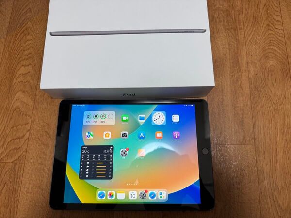 美品 iPad 第9世代 WiFi 64GBモデル Apple